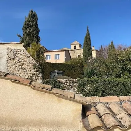 Maison De Charme Dans Village Provencal Ferienhaus