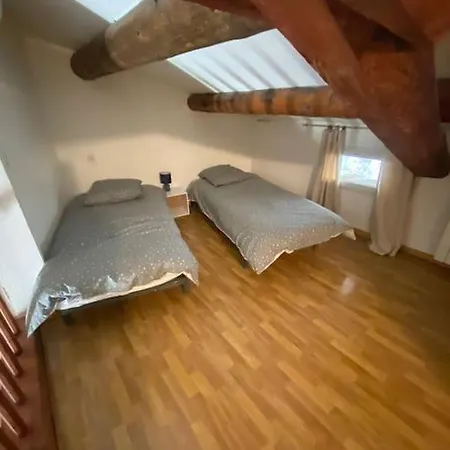 Maison De Charme Dans Village Provencal Ferienhaus *